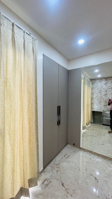 Building Lobby in 4 BHK Apartment at Gomti Nagar – for Rent