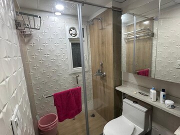 Bathroom in 4 BHK Apartment at Jaypee Kalypso Court, Sector 128 – for Rent