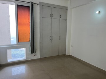 Room in 3 BHK Apartment at Lotus Panache, Sector 110 – for Sale