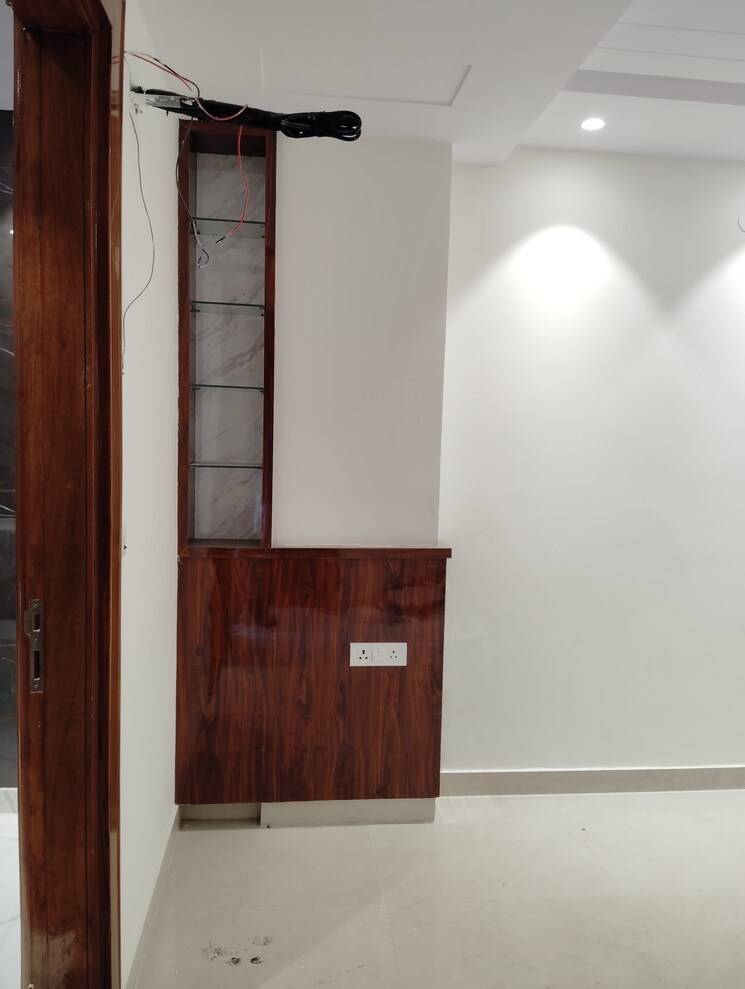 Room, niti khand 3 Bedroom 1450 Sq.Ft. Builder Floor In Niti Khand Ghaziabad 7945856