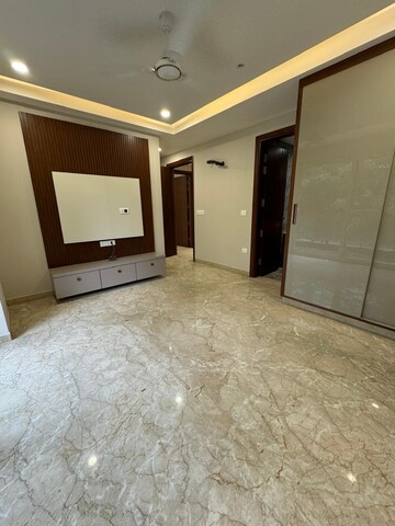 3.5 BHK Apartment For Rent in Paschim Vihar