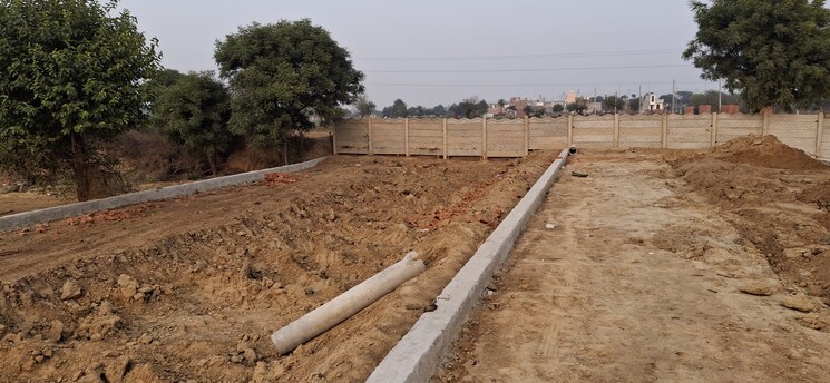 undefined, upsidc site b  100 Sq.Yd. Plot In Upsidc Site B Greater Noida 7945879
