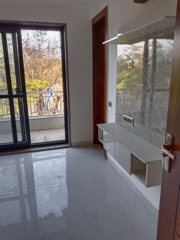 Room in 3 BHK Apartment at Experion The Heart Song, Sector 108 – for Rent