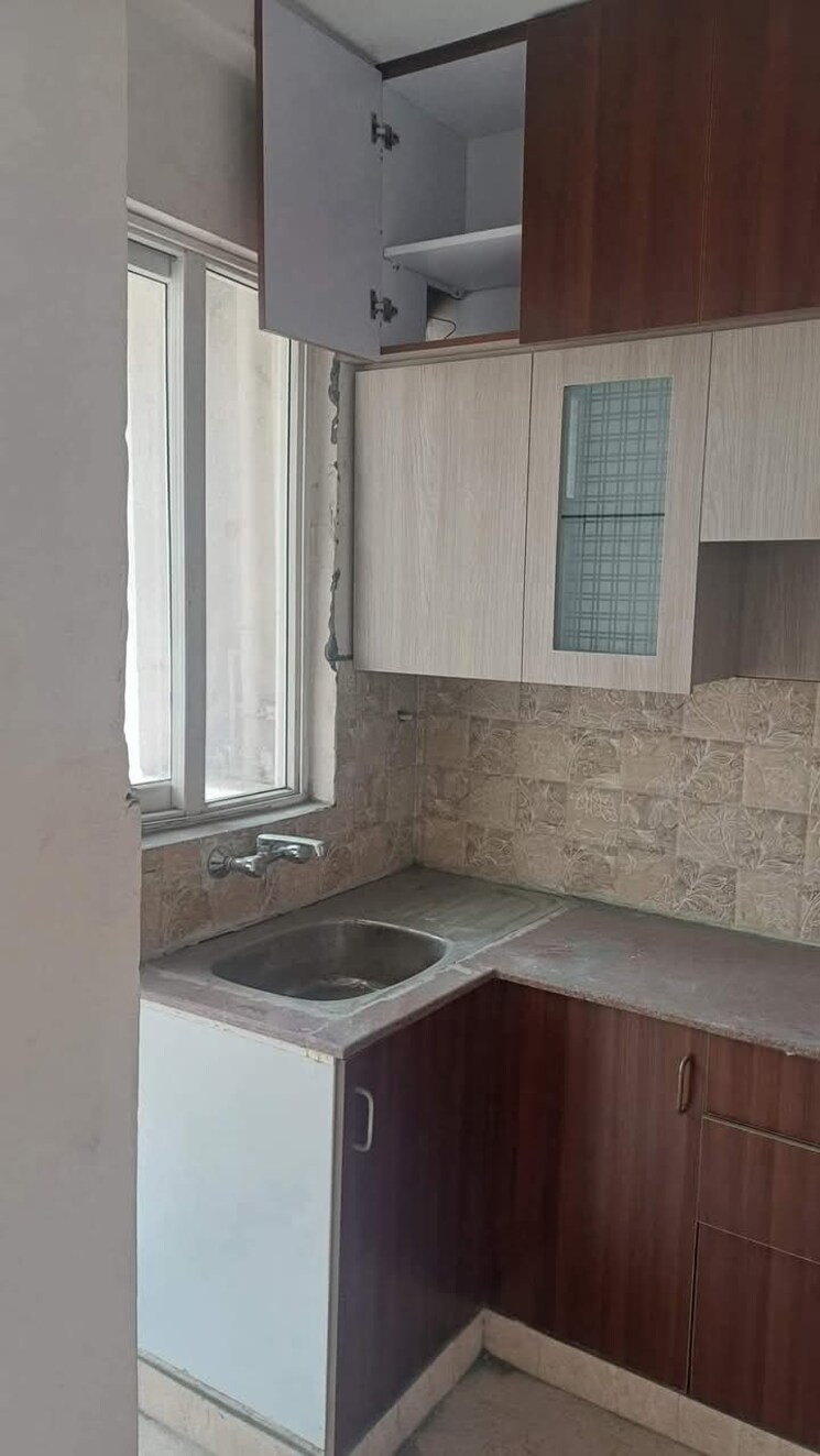 Kitchen, amrapali-golf-homes 2 Bedroom 1100 Sq.Ft. Apartment In Sector 4, Greater Noida Greater Noida 7945956