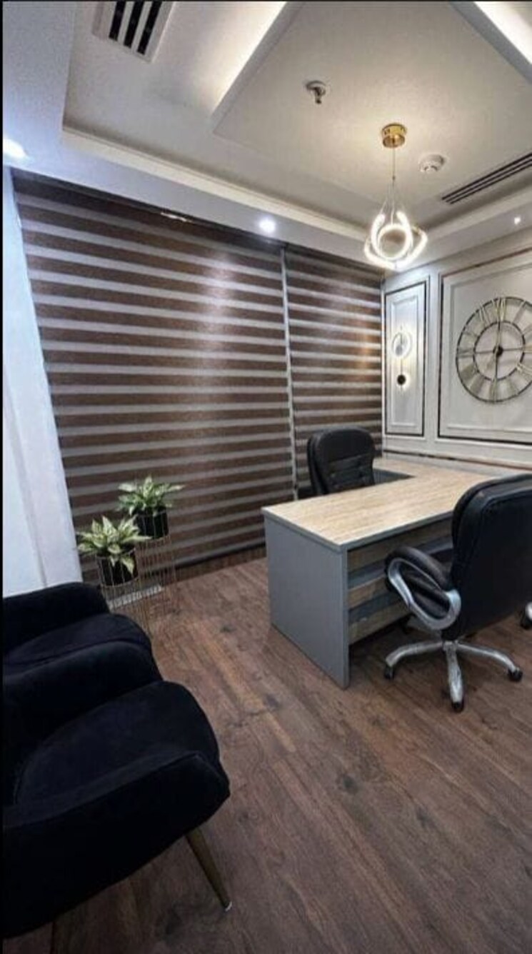 Team Area, alphathum Commercial Office Space 200 Sq.Ft. In Sector 90 Noida 7945978