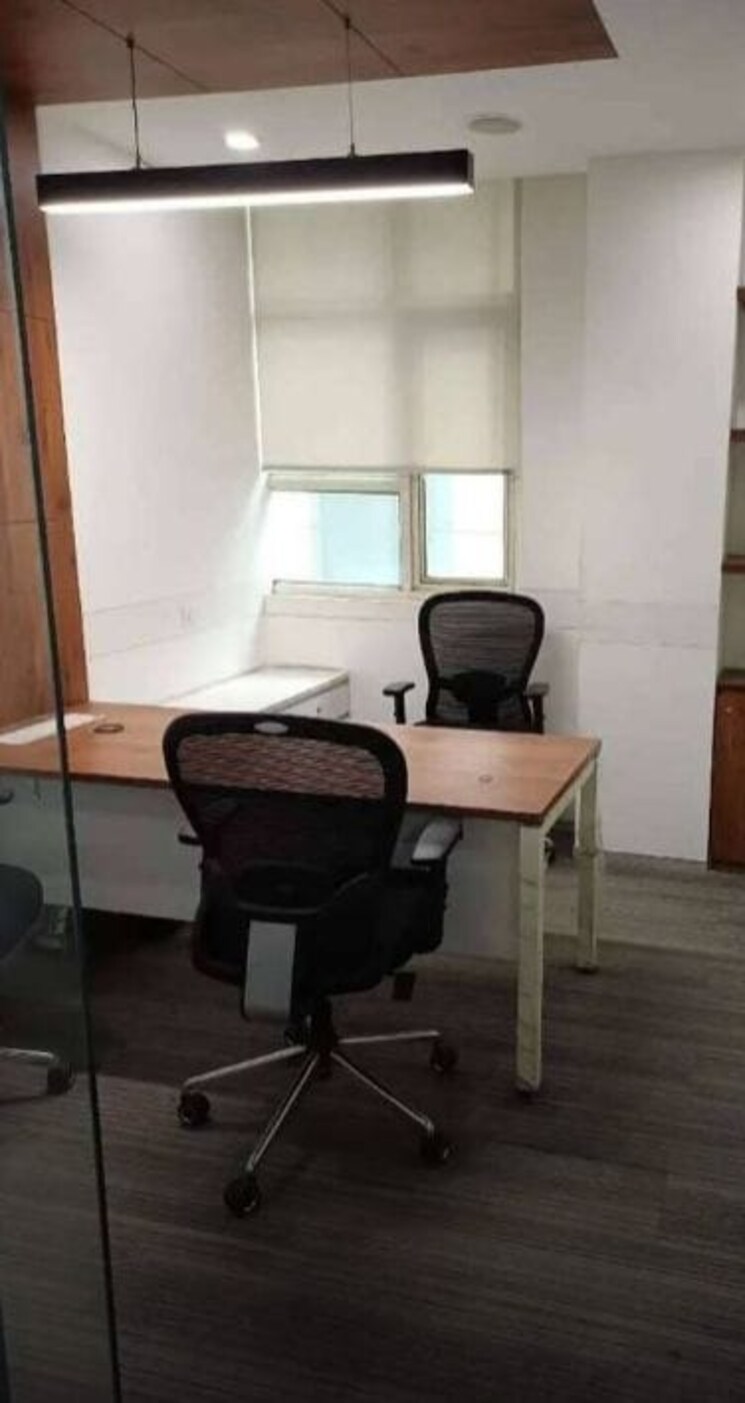 Team Area, alphathum Commercial Office Space 200 Sq.Ft. In Sector 90 Noida 7945978