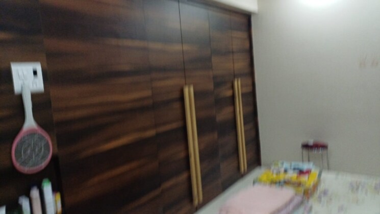 undefined, wayle nagar 3 Bedroom 1100 Sq.Ft. Apartment In Wayle Nagar Thane 7946009