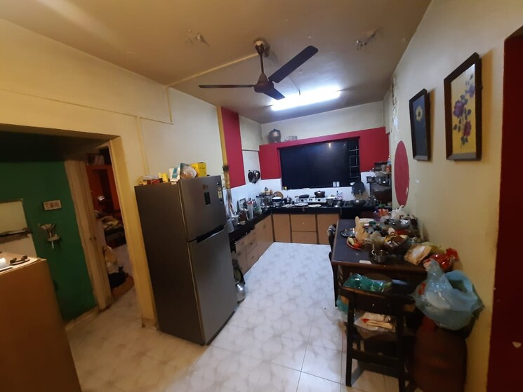 Living Room, sarala-apartments-model-colony 3 Bedroom 1250 Sq.Ft. Apartment In Model Colony Pune 7945996