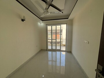 Room in 3 BHK Builder Floor at Sector 5 – for Sale