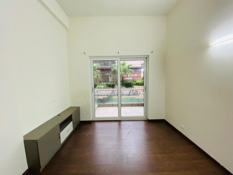 Room, paras-irene 3 Bedroom 1830 Sq.Ft. Apartment In Sector 70a Gurgaon 7946243