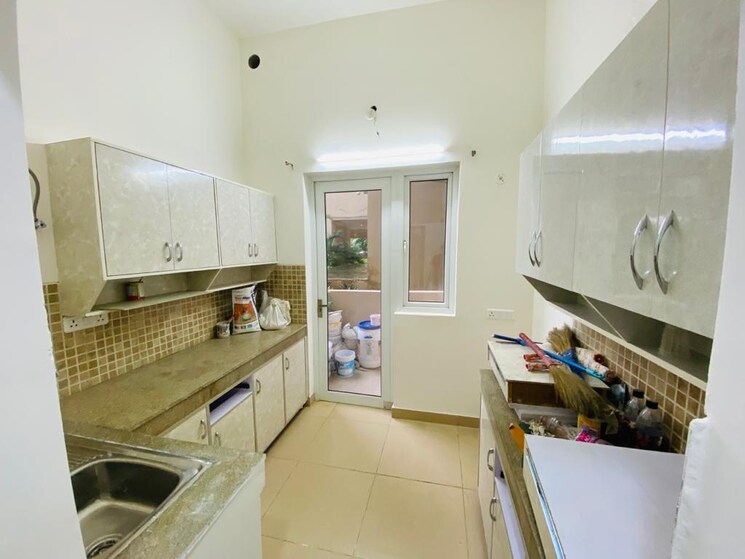Kitchen, paras-irene 3 Bedroom 1830 Sq.Ft. Apartment In Sector 70a Gurgaon 7946243