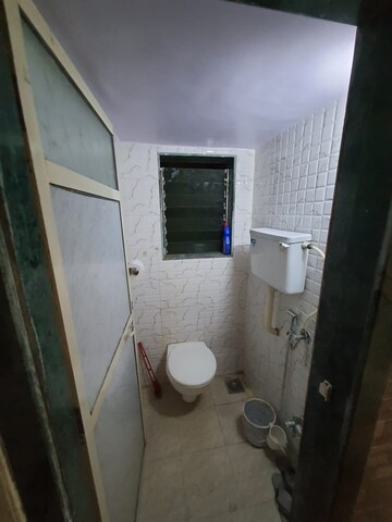 Bathroom in 2 BHK Apartment at Sanghvi Valley, Kalwa – for Sale