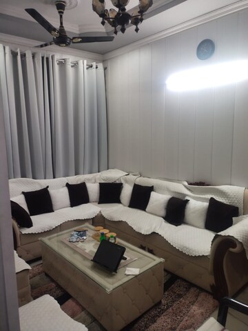 Master Bedroom in 6+ BHK Independent House at Paschim Vihar – for Sale
