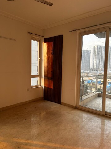 Room in 3.5 BHK Apartment at Puri Diplomatic Greens Phase II, Sector 111 – for Sale