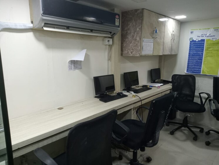 Team Area, haware-fantasia Commercial Office Space 540 Sq.Ft. In Vashi Sector 28 Navi Mumbai 7946349