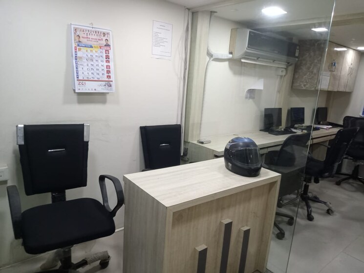 Team Area, haware-fantasia Commercial Office Space 540 Sq.Ft. In Vashi Sector 28 Navi Mumbai 7946349