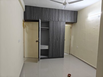 Room in 2 BHK Apartment at Pyramid Elite, Sector 86 – for Rent