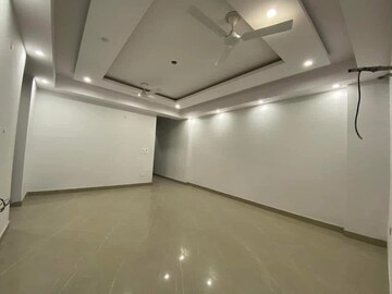 Living Room in 3 BHK Builder Floor at Chattarpur – for Rent