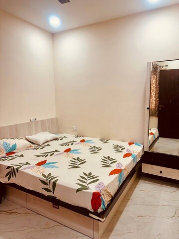 Bedroom in 3 BHK Apartment at Ansal Sushant Lok I, Sector 43 – for Rent