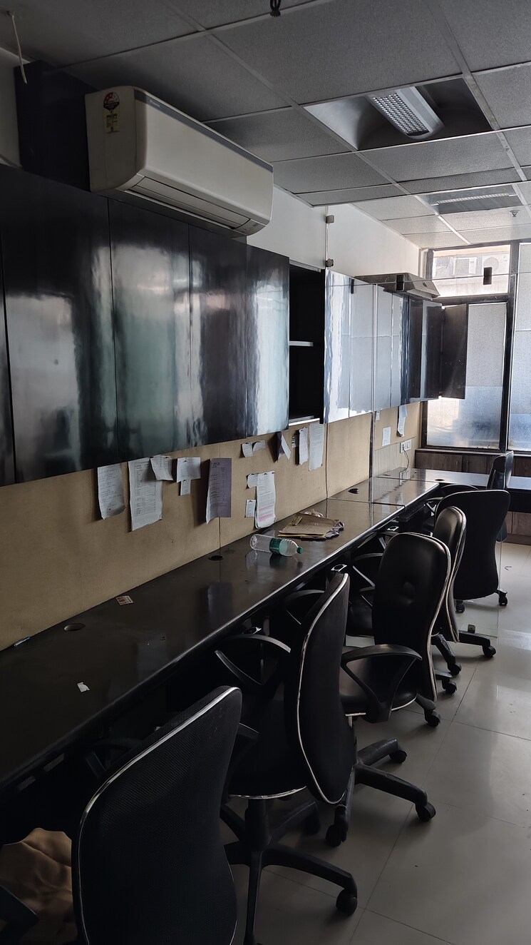 Floor Plan, netaji subhash place Commercial Office Space 700 Sq.Ft. In Netaji Subhash Place Delhi 7946493