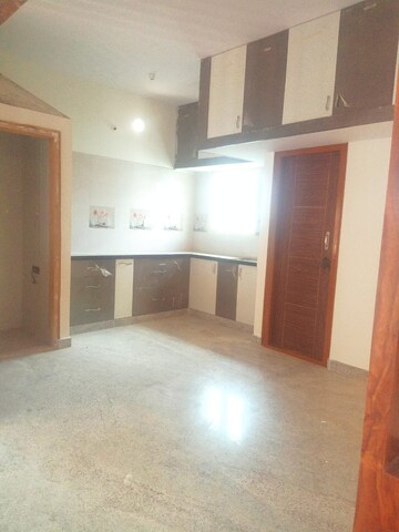 Room in 4 BHK Independent House at Hennur Road – for Sale