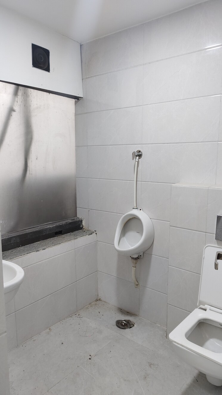 Floor Plan, netaji subhash place Commercial Office Space 800 Sq.Ft. In Netaji Subhash Place Delhi 7946641