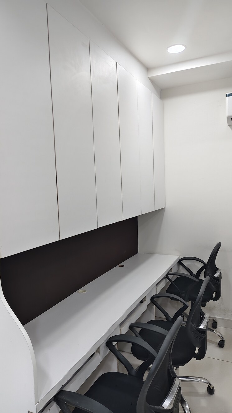 undefined, netaji subhash place Commercial Office Space 800 Sq.Ft. In Netaji Subhash Place Delhi 7946641