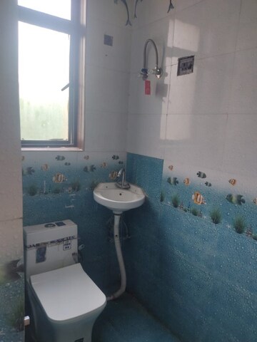 Bathroom in 1 RK Apartment at Unitech Uniworld Gardens 2, Sector 47 – for Rent