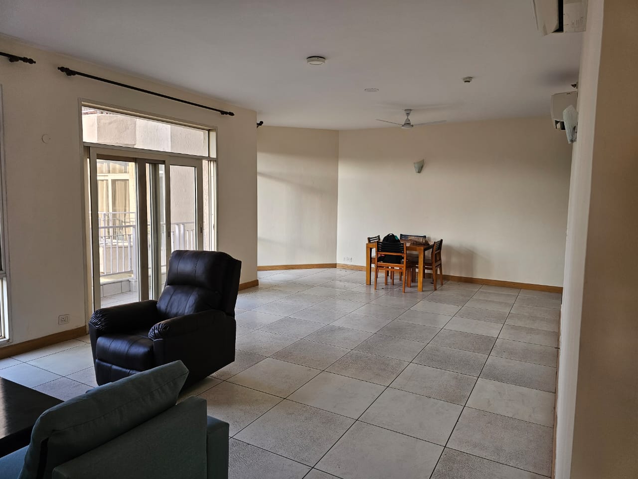 3 BHK Apartment For Sale in Jaypee Kensington Park Apartments