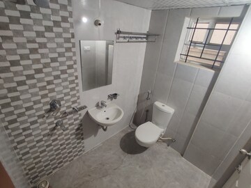 Bathroom in 3 BHK Apartment at Jp Nagar – for Sale