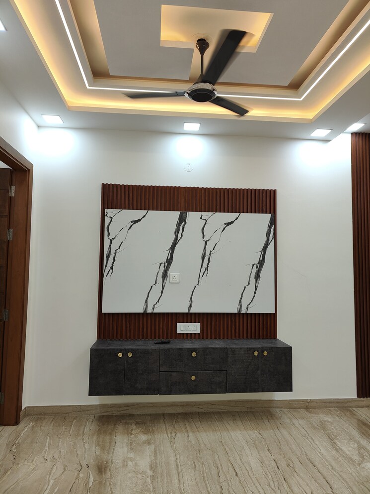 undefined, subhash nagar 2 Bedroom 900 Sq.Ft. Builder Floor In Subhash Nagar Delhi 7946781