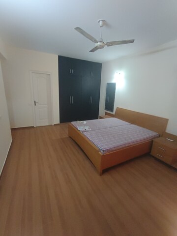 Bedroom in 3 BHK Apartment at Parsvnath Green Ville, Sector 48 – for Sale