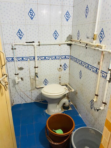 Bathroom in 2 BHK Apartment at Satellite – for Rent
