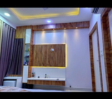 Building Lobby in 2 BHK Apartment at Alkapuri – for Rent