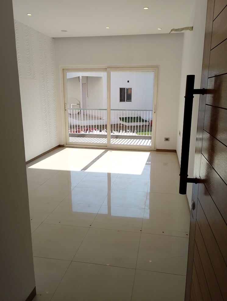 Living Room, pareena-coban-residences 3.5 Bedroom 1997 Sq.Ft. Apartment In Sector 99a Gurgaon 7947046