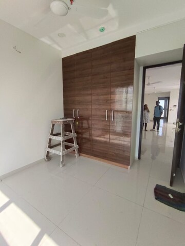 Room in 2 BHK Apartment at 111 Hyde Park, Malad East – for Rent