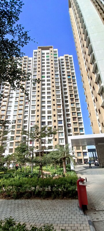 1 BHK Apartment For Rent in Sunteck Maxxworld, Naigaon East