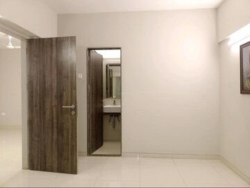 Room in 2 BHK Apartment at Harasiddh Viraaj, Malad East – for Rent