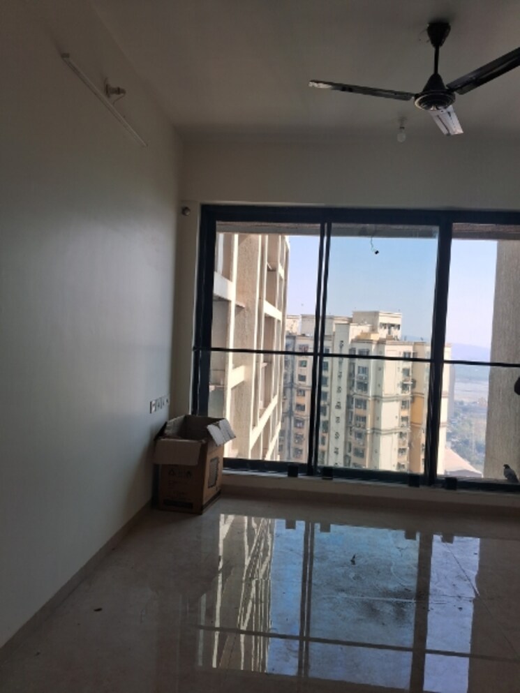 Room, dosti-eastern-bay 2 Bedroom 666 Sq.Ft. Apartment In Wadala Mumbai 7947080