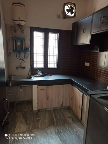 Kitchen in 1 BHK Builder Floor at Grand Mall, Sector 28 – for Rent