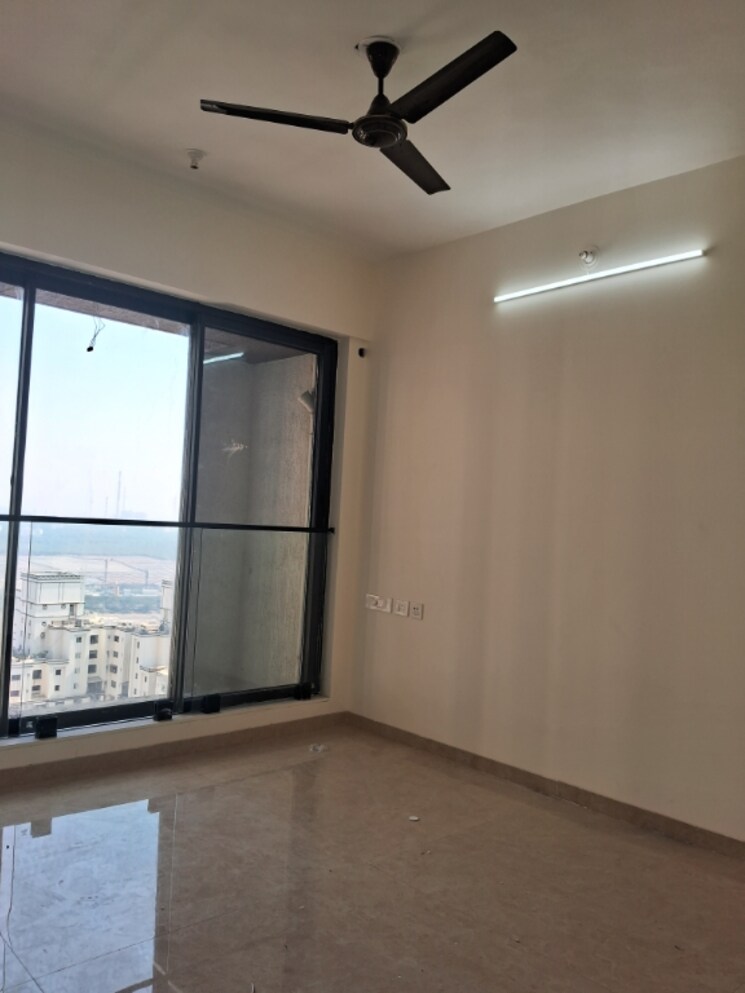 Room, dosti-eastern-bay 2 Bedroom 666 Sq.Ft. Apartment In Wadala Mumbai 7947080