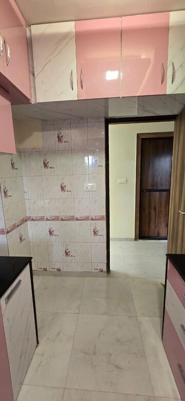 Master Bedroom in 2 BHK Apartment at Hiranandani Gardens Glen Gate, Powai – for Rent