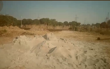 Industrial Plot For Sale in Hapur Road