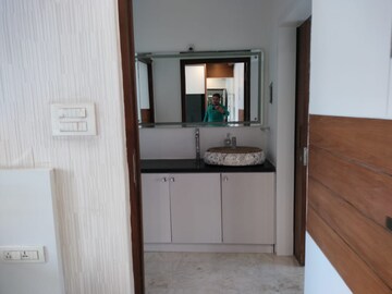 Room in 2 BHK Apartment at Gachibowli – for Rent