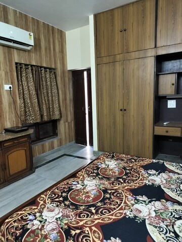 Bedroom in 3 BHK Independent House at RWA Apartments Sector 50, Sector 50 – for Rent