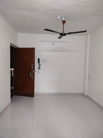Room in 1 BHK Apartment at Durvas CHS, Nalasopara East – for Rent