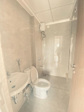 Master Bedroom in 3 BHK Apartment at Sheth Vasant Blossom, Marol – for Rent