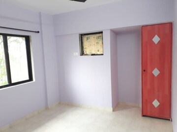 Room in 2 BHK Apartment at Lokpuram Shehnai CHS, Vasant Vihar – for Rent