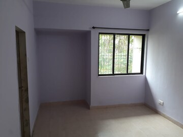 Room in 2 BHK Apartment at Lokpuram Shehnai CHS, Vasant Vihar – for Rent