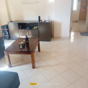 Master Bedroom in 2 BHK Apartment at Maple Heights, Sector 43 – for Rent